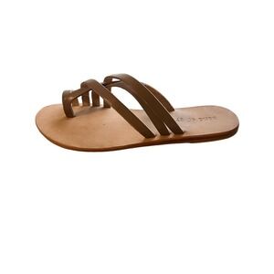 Band Of Gypsies Rose Leather Sandals in Beige Size 8 NIB